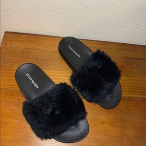 Steve Madden Slip Ons